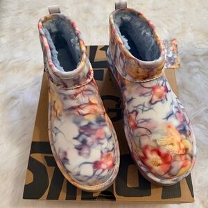 UGG x Colina Strada All Gender Ultra Mini Platform Boots Men Size 7 Women Size 8